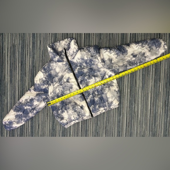 Wild Fable Blue Tie Die Puffer Jacket Size US L - Picture 2 of 6